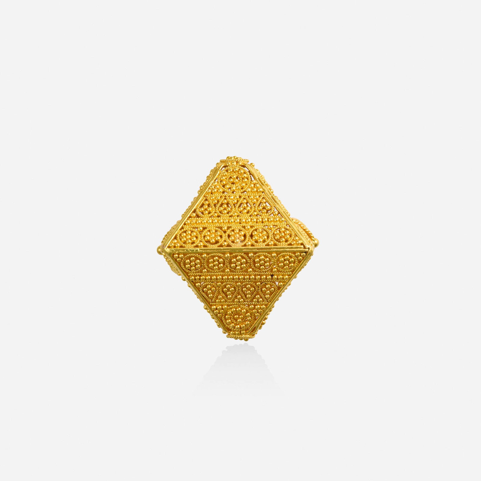 Gold ring - 2
