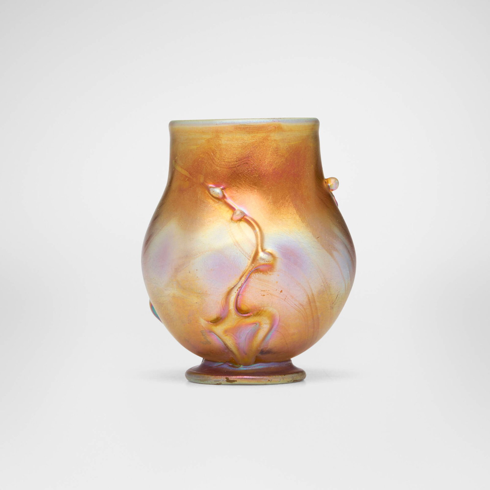 Tiffany Studios, Vase with berries (1 of 4)