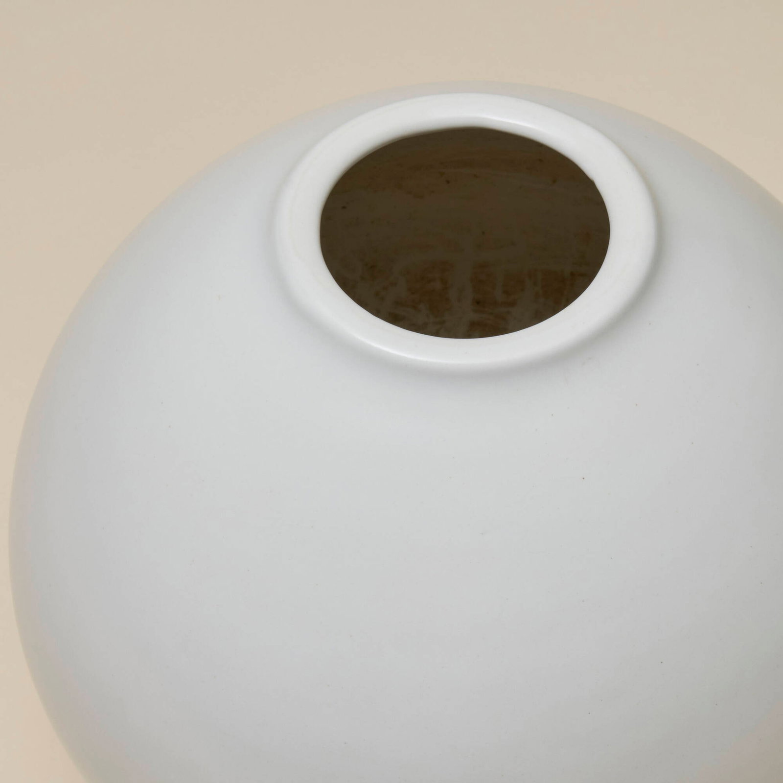 Korean, Globular jar - 3