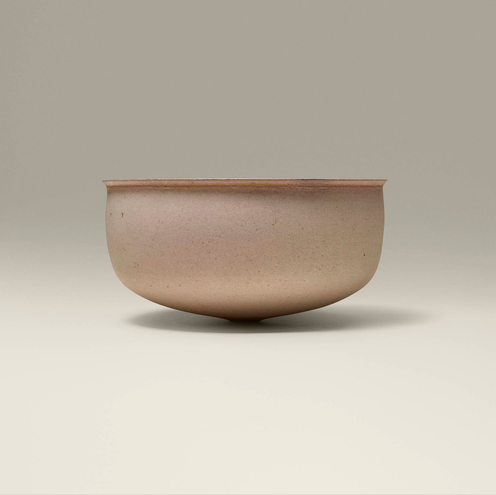Alev Ebuzziya Siesbye, Bowl (1 of 5)