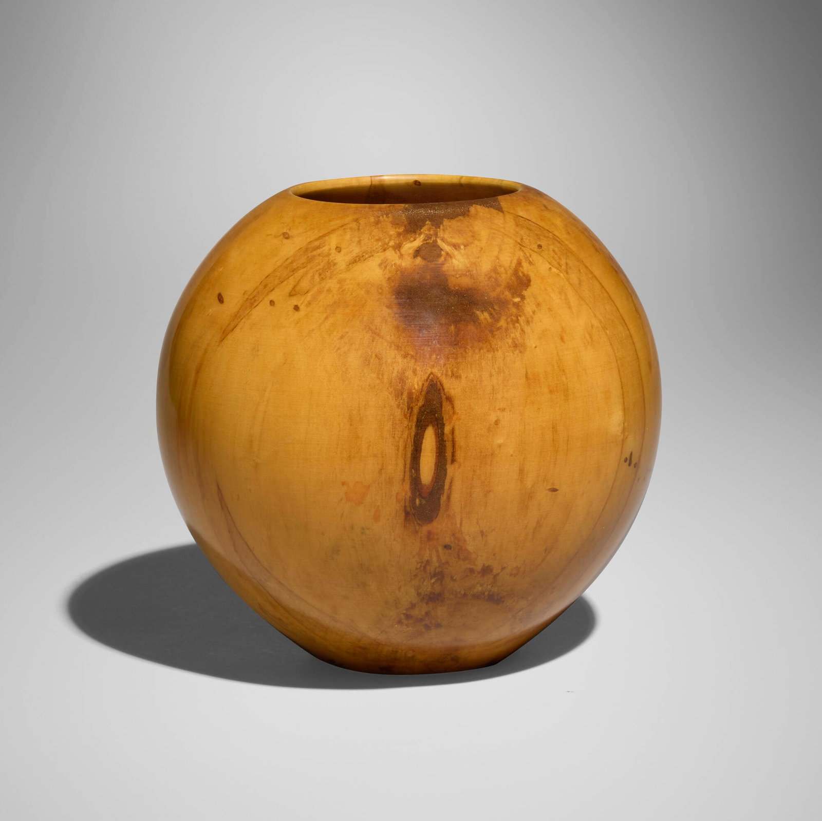 Philip Moulthrop, Ash Leaf Maple Globe (1 of 5)