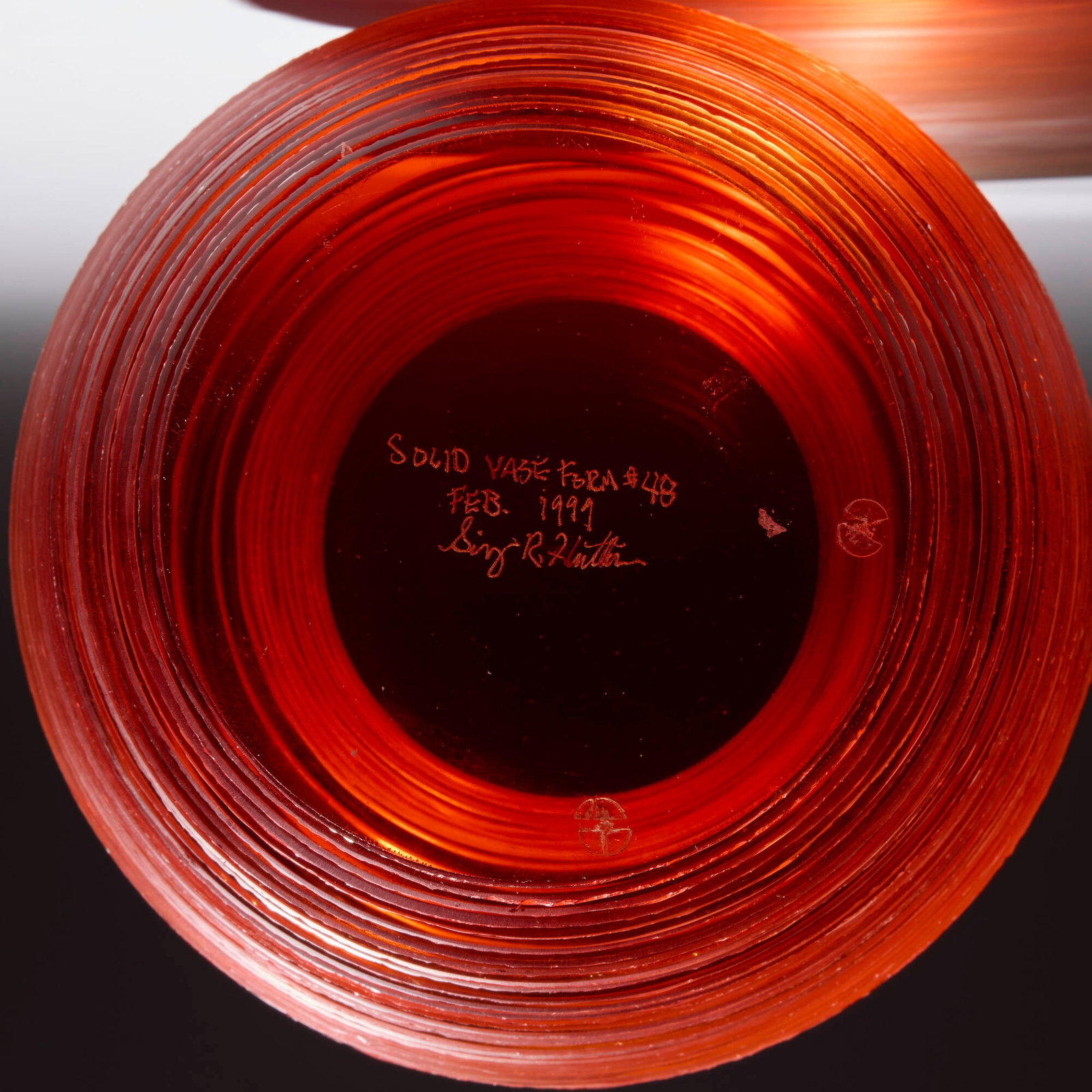 Sidney Hutter, Solid Vase Form #48 - 5
