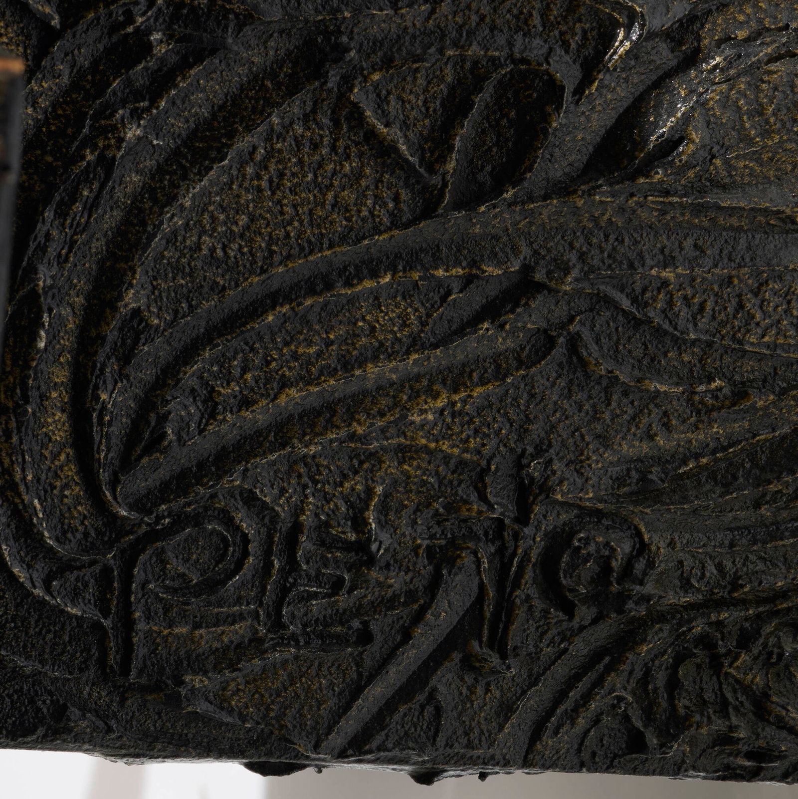 Paul Evans, Rare Sculpted Bronze wall-hanging cabinet - 4
