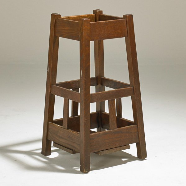 ARTS AND CRAFTS: Tapering umbrella stand, USA, ca. 1915; Quartersawn oak, patinated metal drip pan; Unmarked; 29 1/2" x 15 1/4" x 15 1/4"