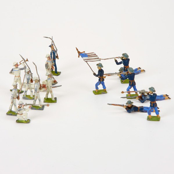 HEYDE (Attr.): Sixty-four toy soldiers, Germany, mid-20th c.; Painted lead; Includes 52 seamen (49 riflemen, 3 members of marching band) and 12 American infantrymen (11 riflemen, one standard-bearer); Unmarked; Tall