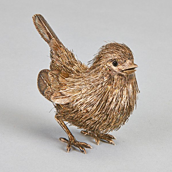 ITALIAN STERLING BIRD, 20th C.: Wire-worked and chased silver with bead eyes, marked Nava e Nencini, in the Buccellati style; 38 gs., 2 1/8" x 3"