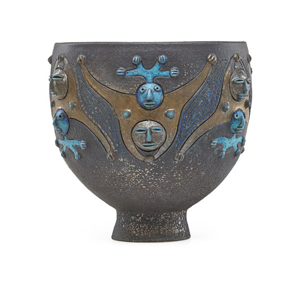 SCHEIER Footed coupe: EDWIN SCHEIER (1910 - 2008) MARY SCHEIER (1908 - 2007) Footed coupe with figures in relief, bronze, gunmetal and tuquoise glaze, Green Valley, AZ, 1986; Signed and dated; 9 1/2" x 10" Provenance: Coll