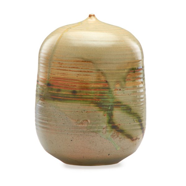 TOSHIKO TAKAEZU Stoneware Moonpot: TOSHIKO TAKAEZU (1922 - 2011) Large glazed stoneware Moonpot, Clinton, NJ; Signed; 10" x 7"