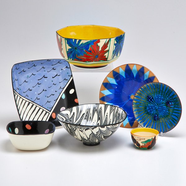 DOROTHY HAFNER; CLARICE CLIFF; ETC.: Seven pieces: Dorothy Hafner square plate and bowl; Clarice Cliff "Fantasque" octagonal bowl in Umbrella pattern and "Bizarre" small bowl in Orange Trees and House pattern; Annemarie Davidson shallow