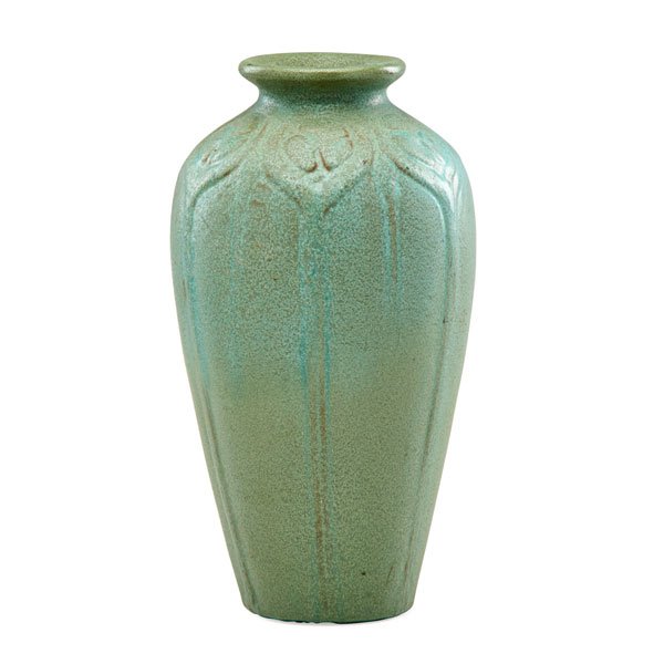 VAN BRIGGLE Vase, 1908-11: VAN BRIGGLE Vase with peacock feathers, mottled teal/green glaze, Colorado Springs, CO, 1908-11; AA VAN BRIGGLE partially visible; 10 1/4" x 5 1/2"