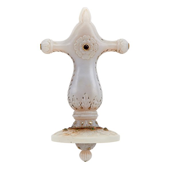 MUGHAL STYLE WHITE JADE SHAMSHIR GRIP: Carved decoration, set with foil backed pastes, 20th c.; 3" x 6 1/2"