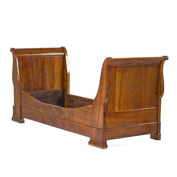 BIEDERMEIER DAYBED: Mahogany, sleigh style, 19th c.; 41 1/2" x 86" x 35"