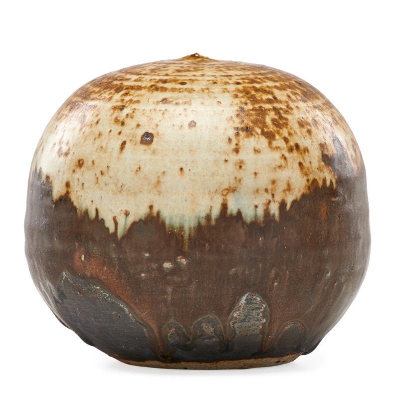 TOSHIKO TAKAEZU Moonpot: TOSHIKO TAKAEZU (1922 - 2011) Glazed stoneware Moonpot with rattle, Clinton, NJ; Signed TT; 4" x 4"