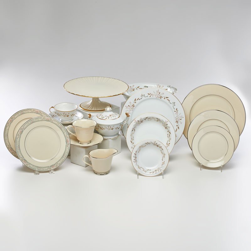 LENOX; SUMMIT FINE CHINA: One hundred and fifty-eight piece assembled dinnerware service in various patterns: Lenox "Maywood" dinner plate (13), dessert plate (13), bread plate (13), cup and saucer (13), creamer (1); Lenox gol