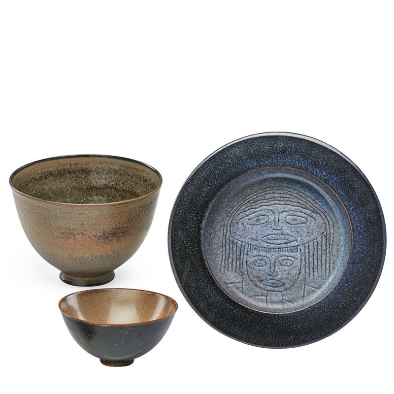 SCHEIER Three early vessels: EDWIN SCHEIER (1910 - 2008) MARY SCHEIER (1908 - 2007) Three small glazed ceramic bowls, New Hampshire, 1940s/50s All signed Low bowl: 1" x 7 1/2"