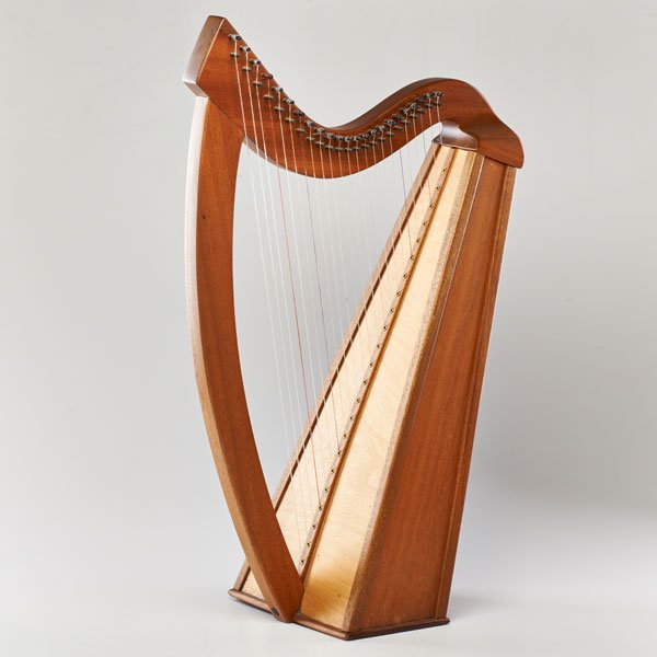 CLASSICAL STYLE HARP (1 of 1)