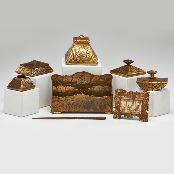 MARSHALL FIELD & CO (1 of 1)