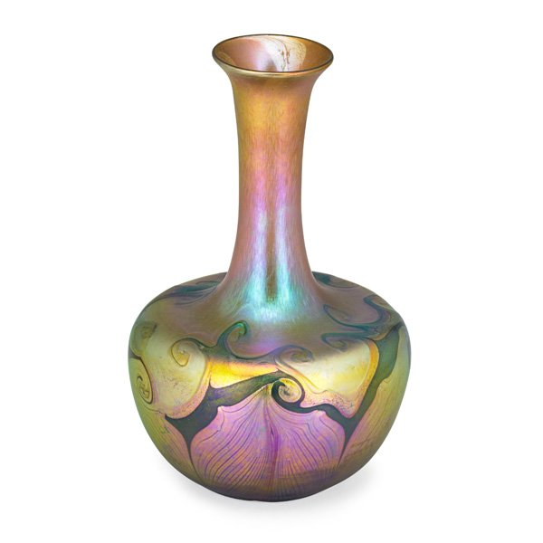 QUEZAL Pulled-feather glass vase (1 of 3)