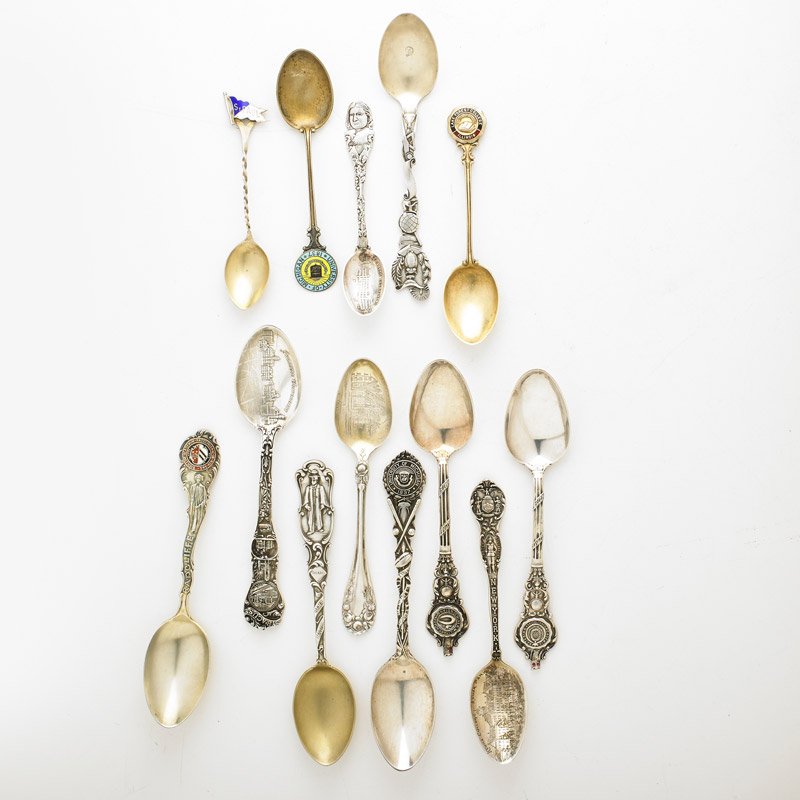 COLLEGE MOTIF STERLING SILVER SOUVENIR SPOONS (1 of 1)