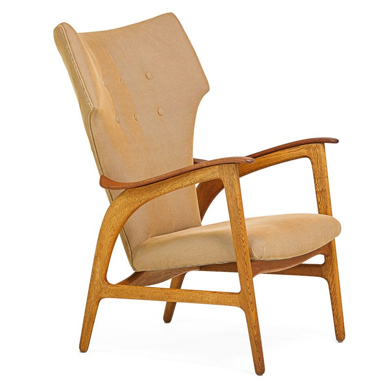 ARNE VODDER: Lounge chair, Denmark, 1950s; Oak, teak, upholstery; Unmarked; 40" x 27" x 32"