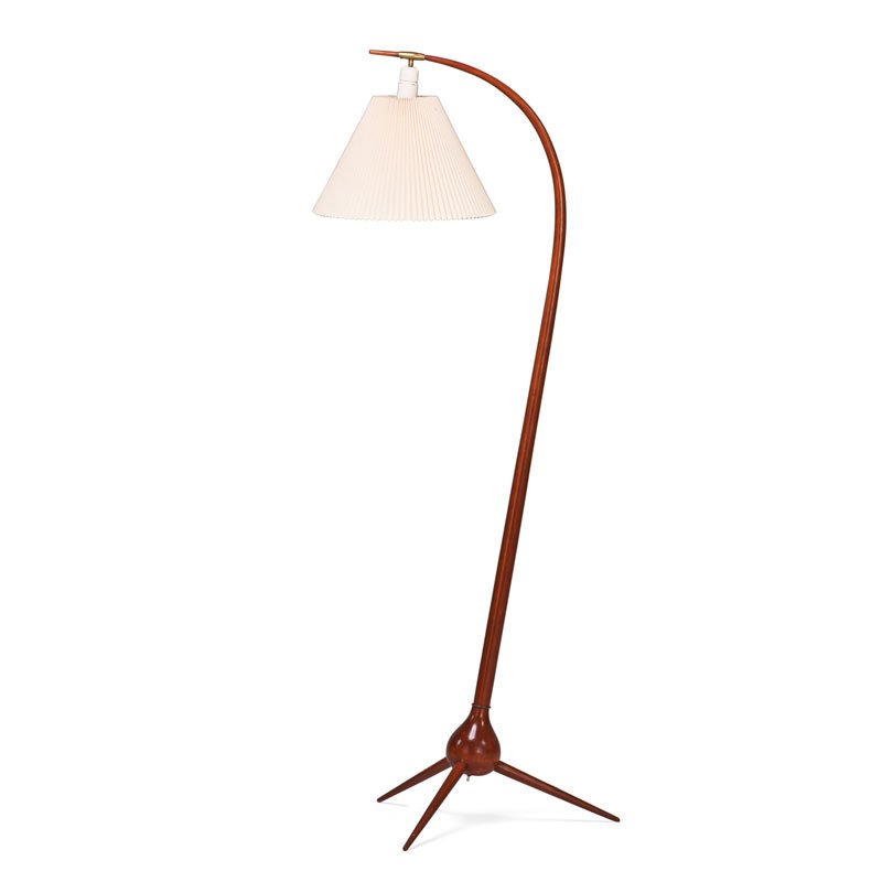 SEVERIN HANSEN JR. Floor lamp: SEVERIN HANSEN JR.;HASLEV MOBELSNEDKERI;Floor lamp, Denmark, 1960s; Stained beech, brass, single socket, linen shade; Unmarked; 60" x 18 1/2" x 24";
