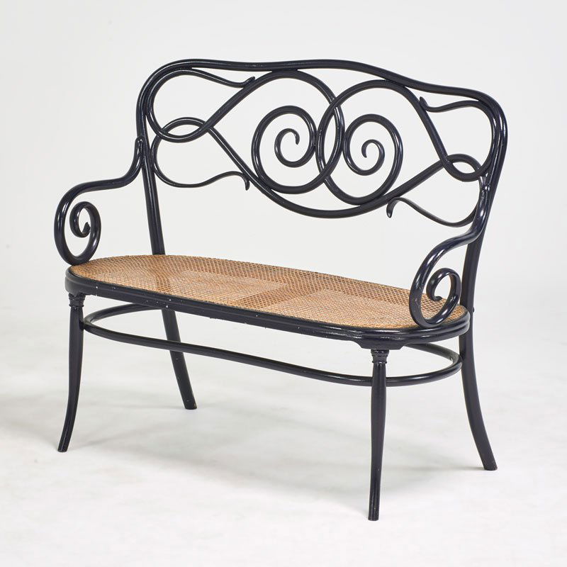 THONET (1 of 1)