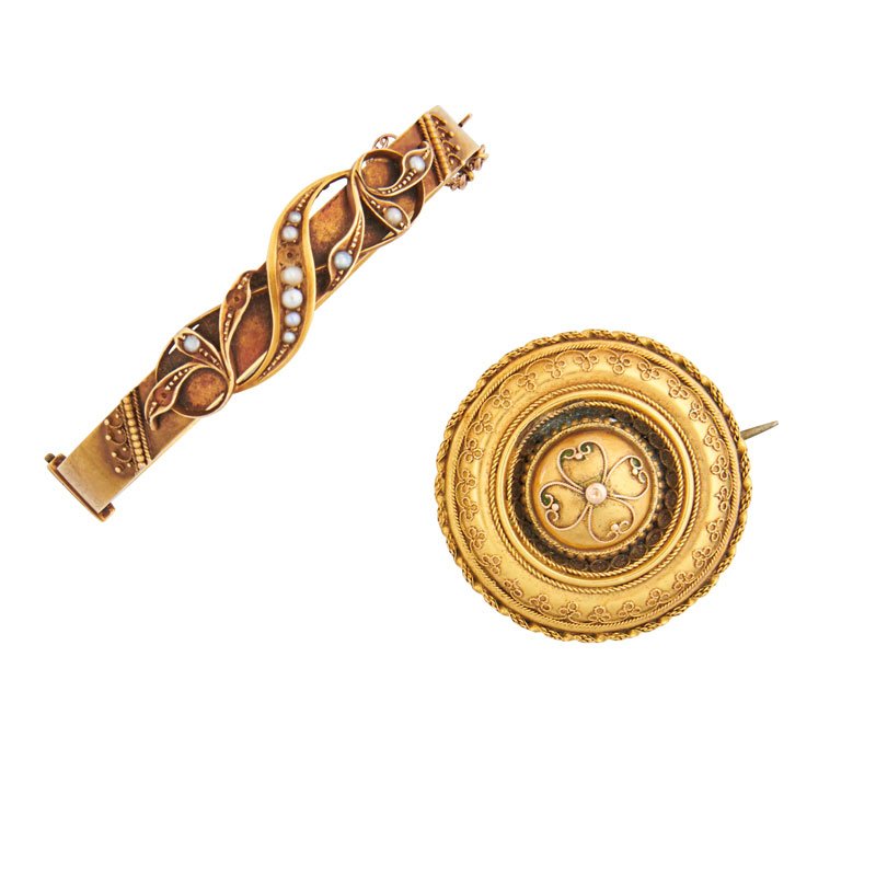 EDWARDIAN OR VICTORIAN YELLOW GOLD BANGLE BRACELET & (1 of 1)