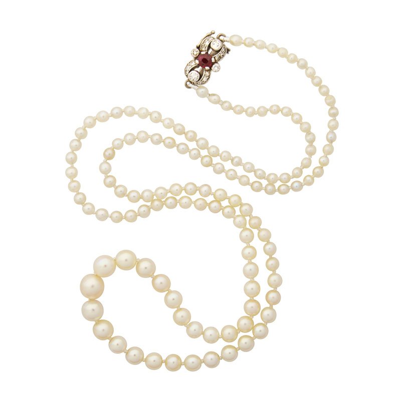 SINGLE STRAND NATURAL PEARL NECKLACE (1 of 4)