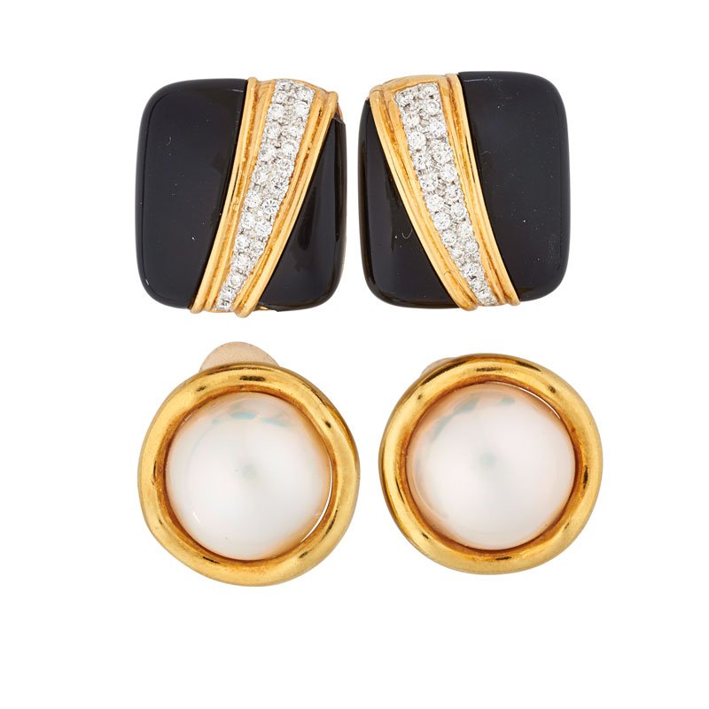 TWO PAIRS BLACK OR WHITE YELLOW GOLD GEM-SET EARRINGS (1 of 4)