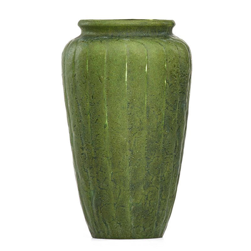 GRUEBY Vase with stylized leaves (1 of 3)