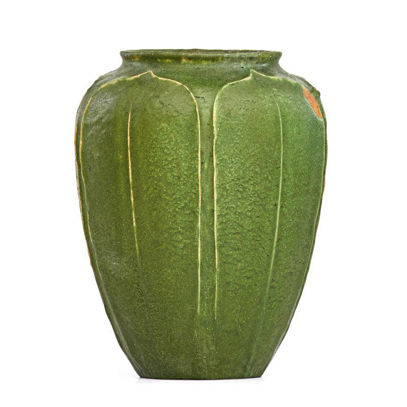 GRUEBY Small vase with leaves (1 of 4)