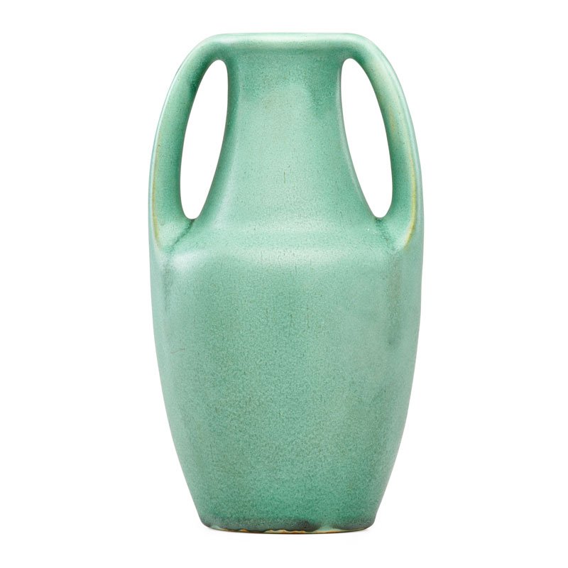 TECO Two-handled vase (1 of 4)