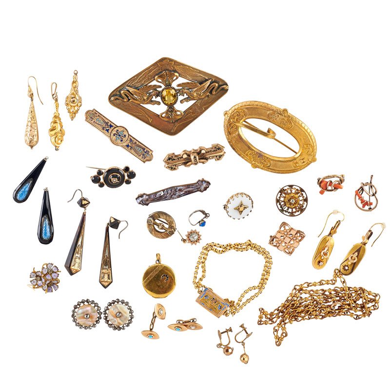 33 PIECES VICTORIAN GOLD, GOLD FILLED OR SILVER JEWELRY (1 of 1)