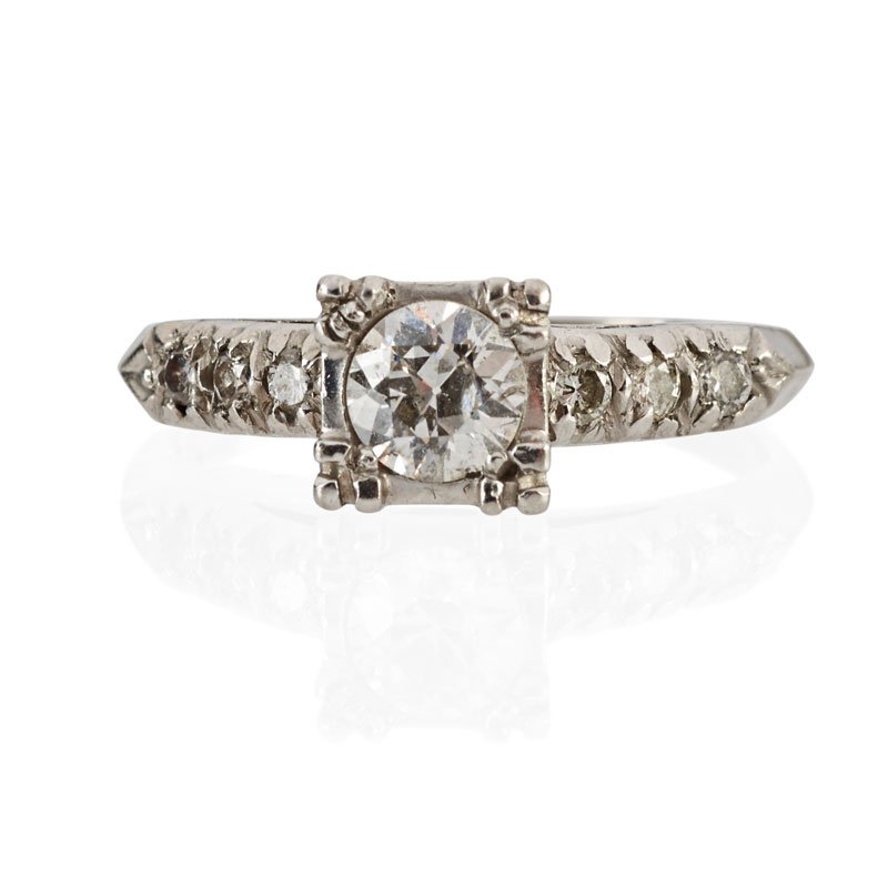 DIAMOND & PLATINUM ENGAGEMENT RING (1 of 1)
