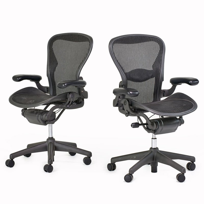 HERMAN MILLER (1 of 1)