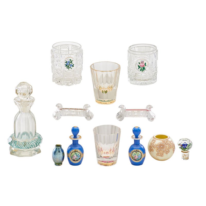 GROUPING OF ART GLASS INCLUDING THOMAS WEBB: Twelve: A miniature Thomas Webb cameo glass vase, two Zwischengoldglas beakers (one with clover and one with thistle), a small decanter with green and white latticino decoration at foot, two cut glass