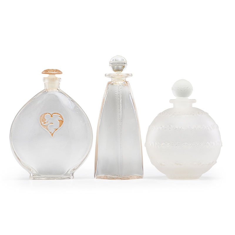 LALIQUE Three perfume bottles (1 of 3)