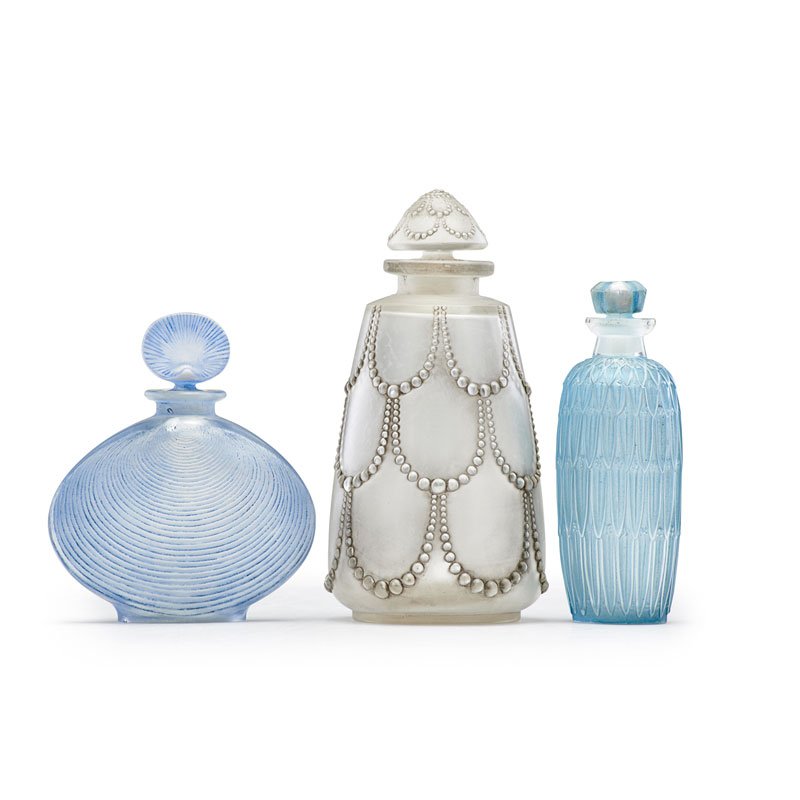 LALIQUE Three perfume bottles (1 of 3)