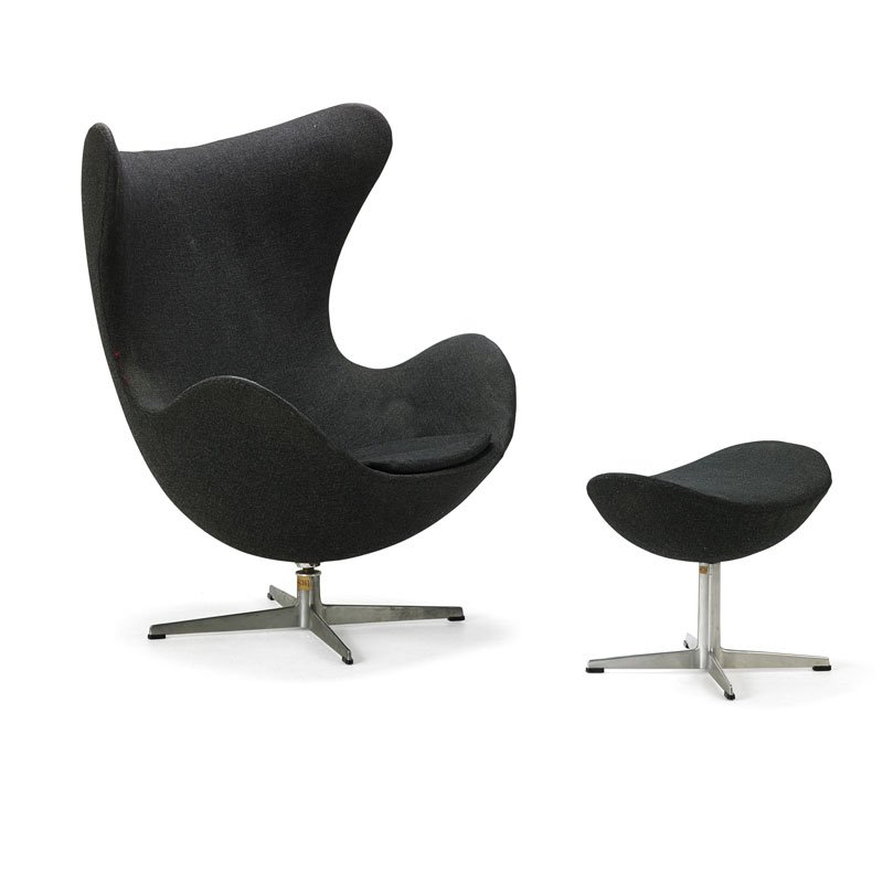 ARNE JACOBSEN Early Egg chair and ottoman (1 of 6)