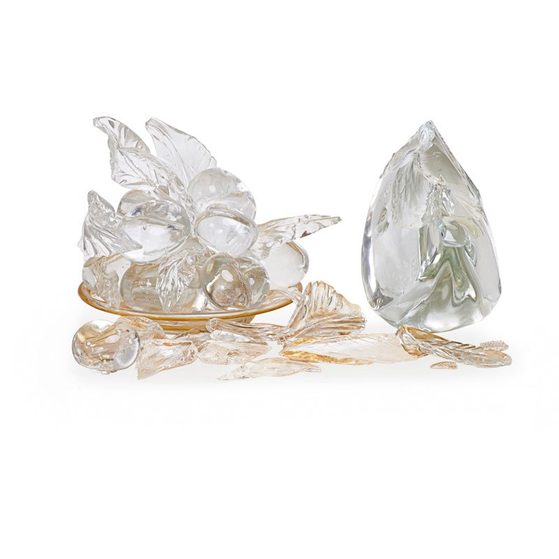 BETH LIPMAN Glass sculpture: BETH LIPMAN (b. 1971) "Still Life," Sheboygan Falls, WI Blown and gilt glass, glass shards, painted and gilt wood No visible marks Overall: 19" x 16" x 13 1/2" Provenance: Heller Gallery, New York