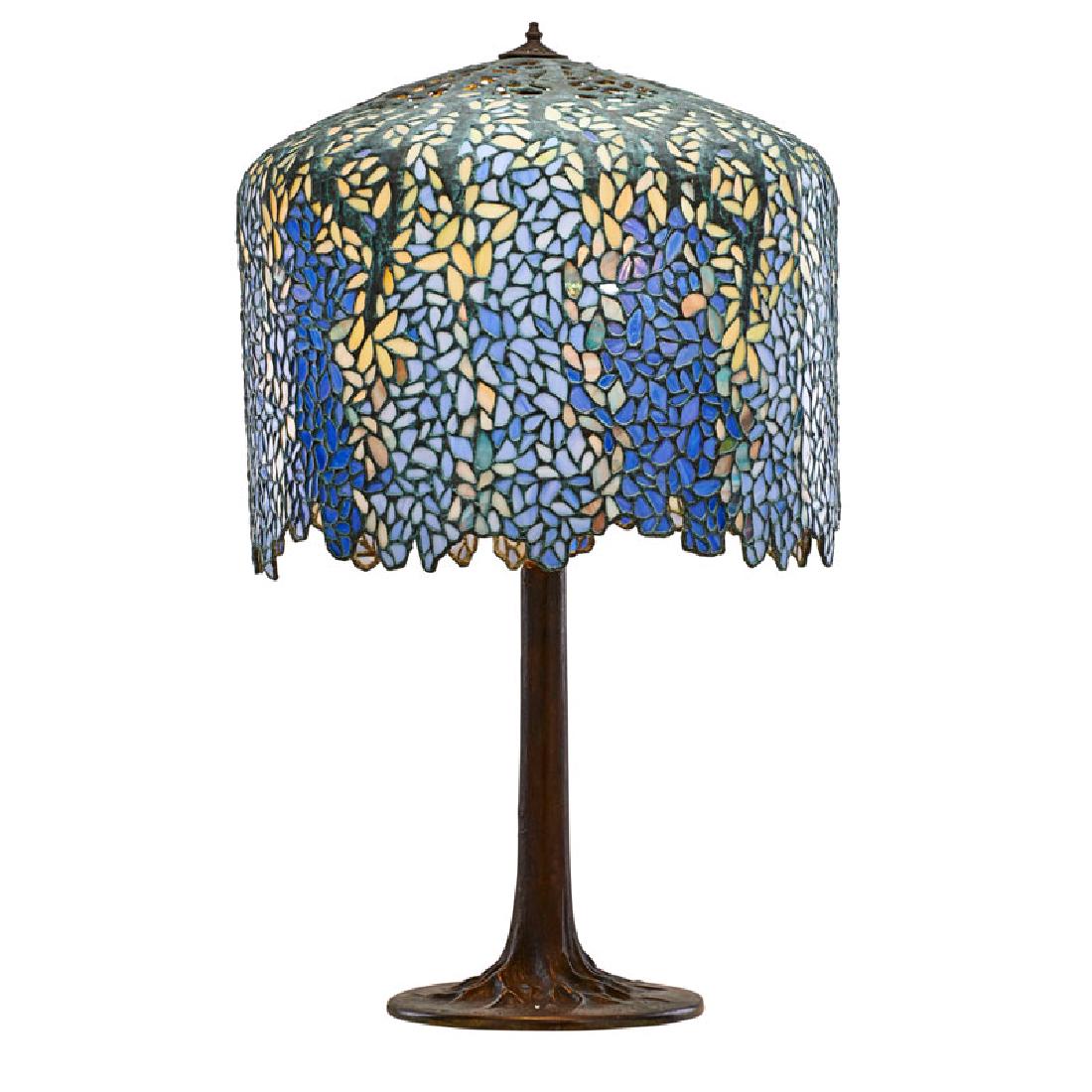 AMERICAN ARTS & CRAFTS Wisteria table lamp (1 of 2)