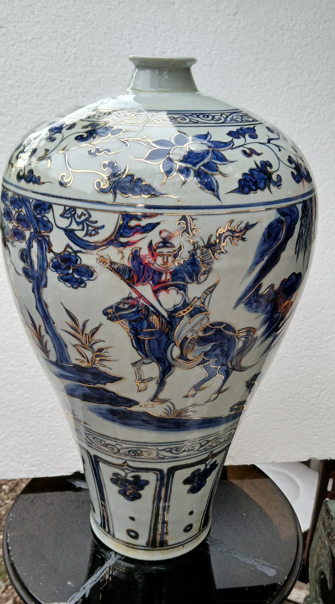 Important Yuan Dynasty Underglaze Blue Meiping with Gilt Decoration (1 of 3)