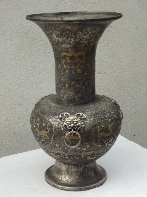 Rare Tang Dynasty Silver Container with Gilt Chilin Motifs (1 of 9)