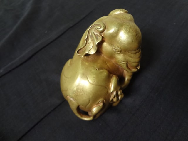 Qing Dynasty Gilt Bronze Elephant Paperweight (1 of 5)