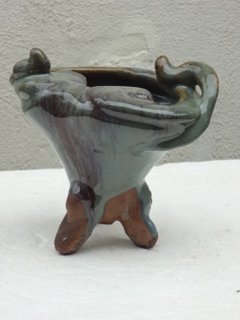 Elegant Song Dynasty Jun Yao Tripod Lingzhi Shape Flower Pot (1 of 6)