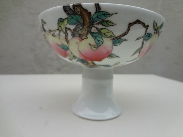 Qing Dynasty Yongzheng Period Stem Bowl with Peaches Motifs (1 of 6)