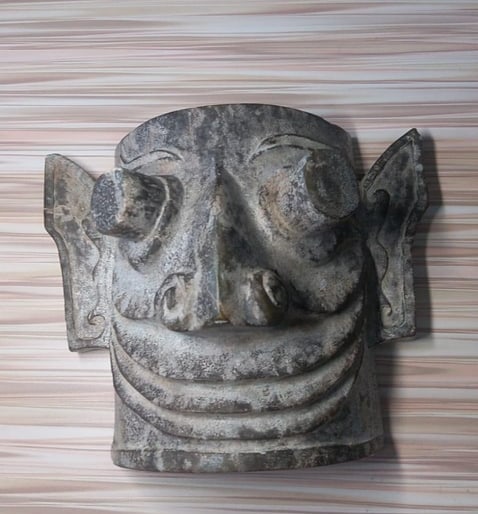 4000-year-old Sanxingdui Jade Carving of Mask (1 of 4)