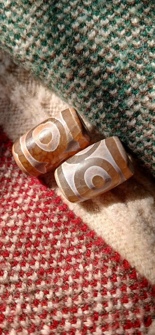 Two Pieces Tibetam 3-eye Dzi Beads (1 of 2)
