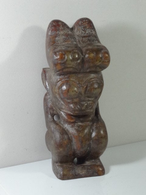 5000-year-old Hongshan Culture Jade Carving of Figure: This is a rare Hongshan Culture jade carving of an Alien figure. It is postulated that Aliens visited China more than 5000 years ago.