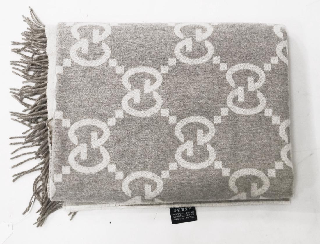 GUCCI WOOL/CASHMERE BLANKET/THROW (1 of 2)